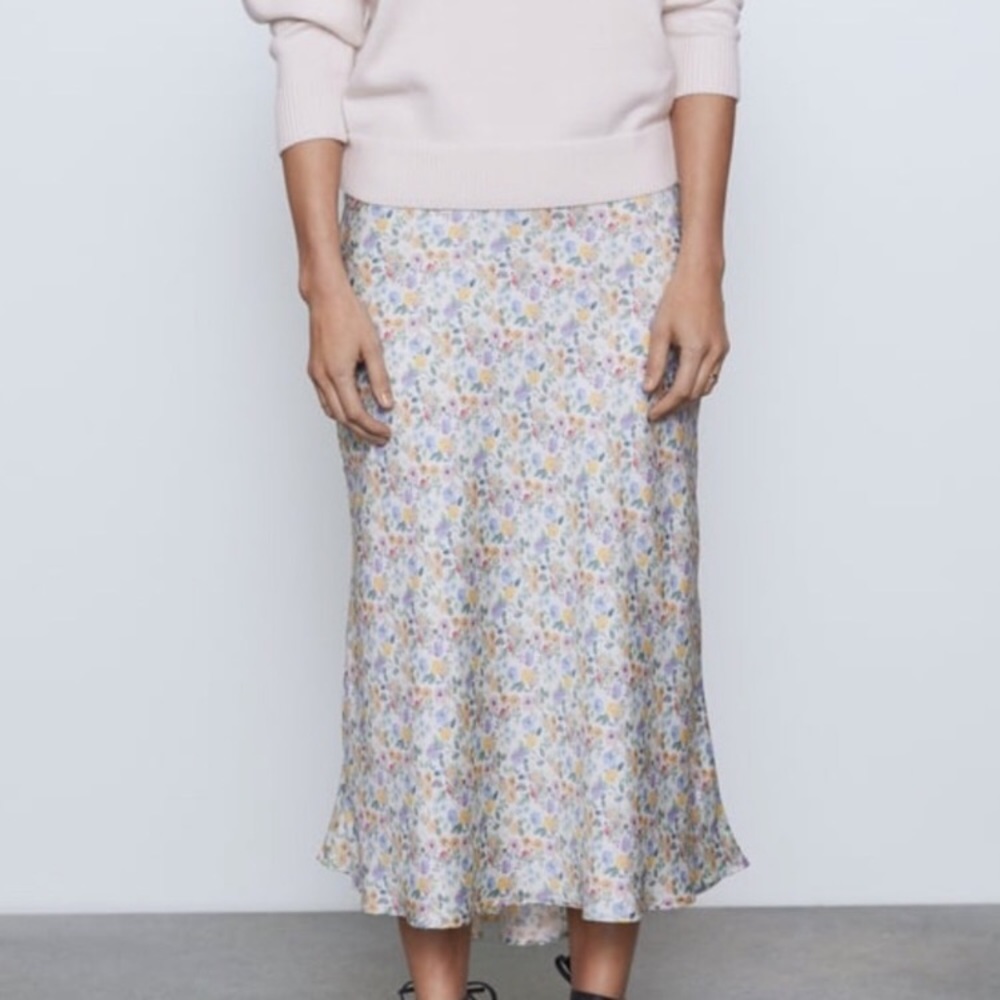 Floral Printed Midi Skirt